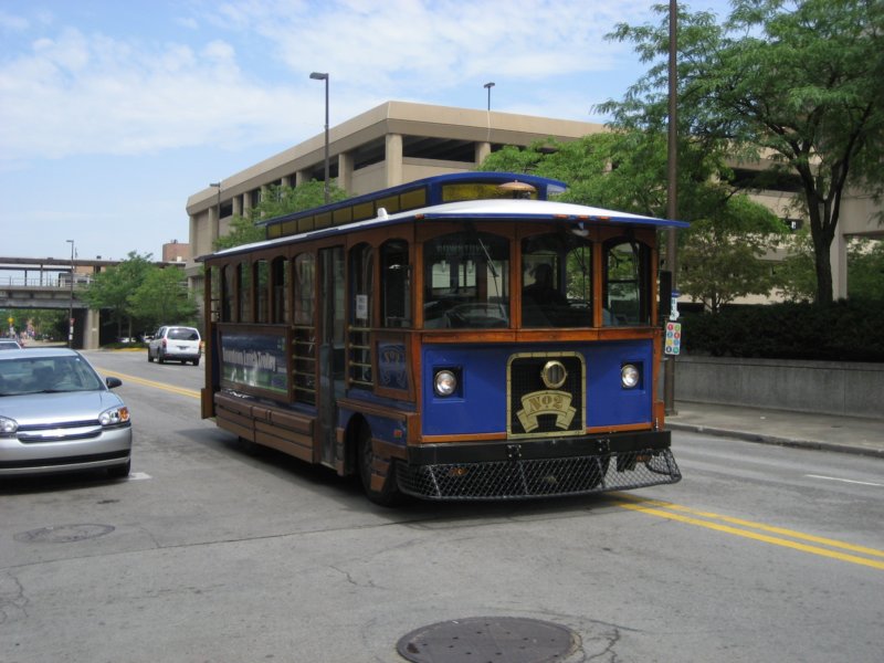 lunchtrolley.jpg