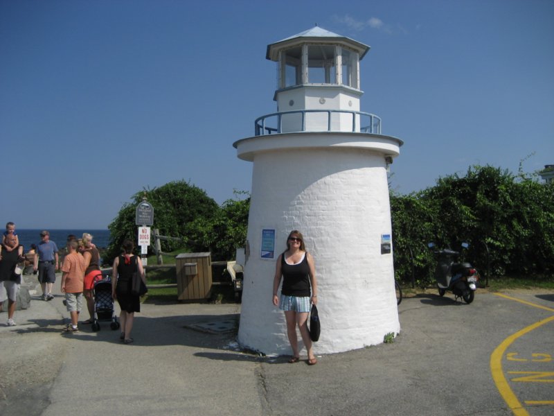 tinylighthouse.jpg