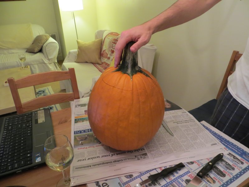 timetocarveapumpkin.jpg