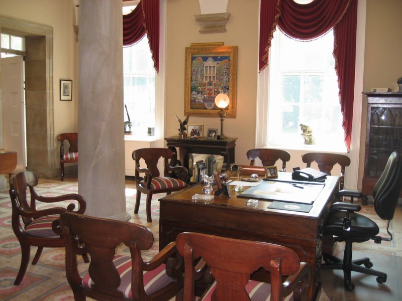governorsoffice.jpg