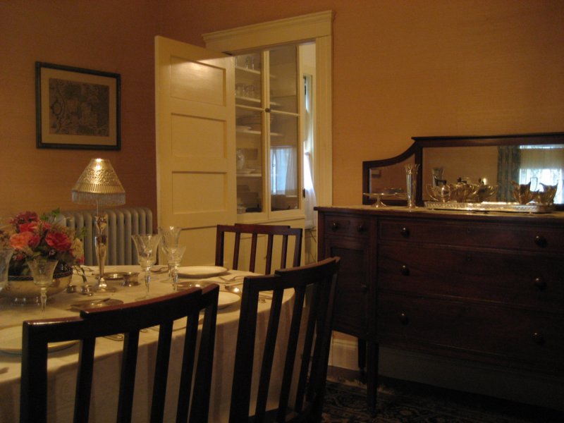 thediningroom.jpg