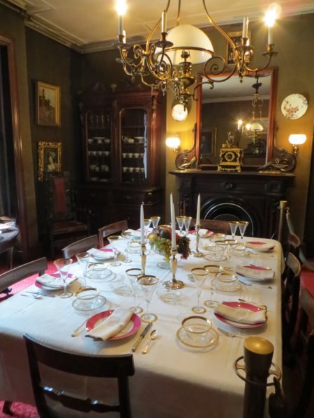 diningroom.jpg