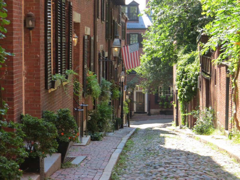 walkingbeaconhill.jpg
