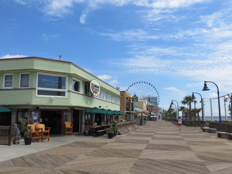 beachshops.jpg