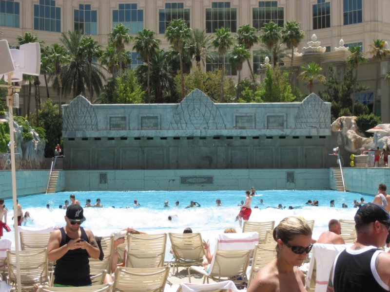 wavepool.jpg