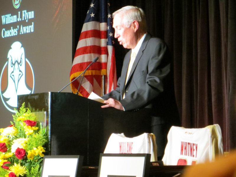 coachyorkspeaksatthepikespeakbanquet.jpg