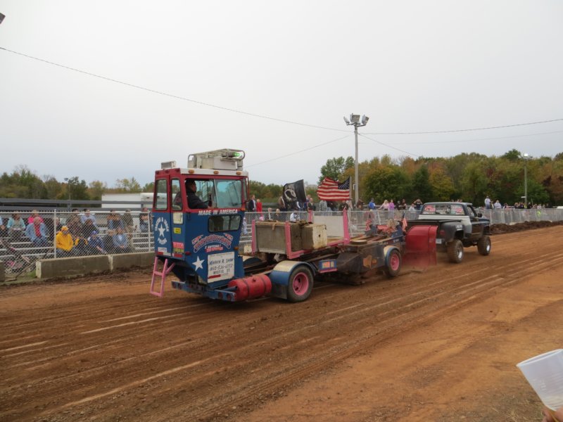 truckpull.jpg