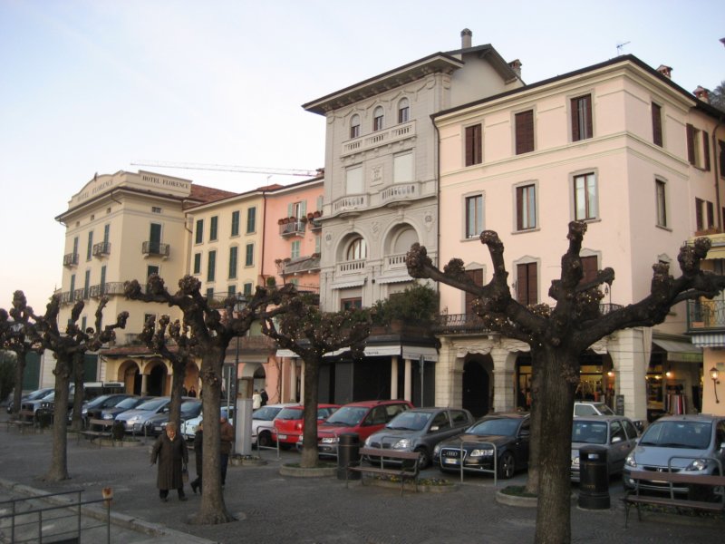 bellagiolakefront.jpg