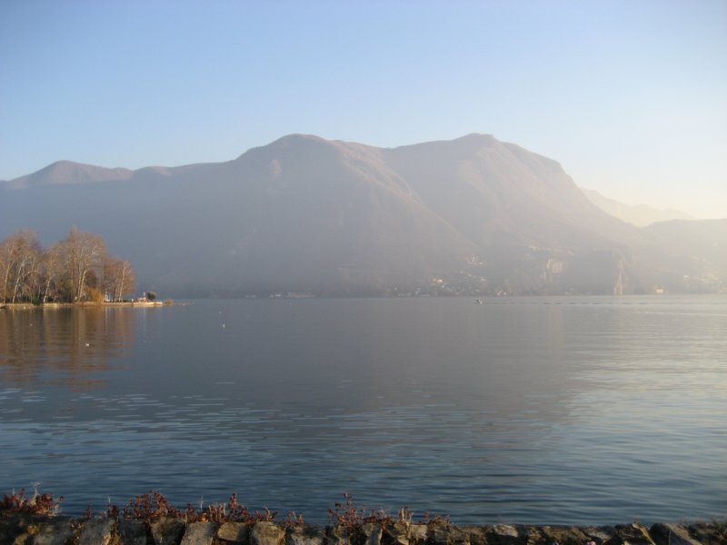 lakelugano2.jpg